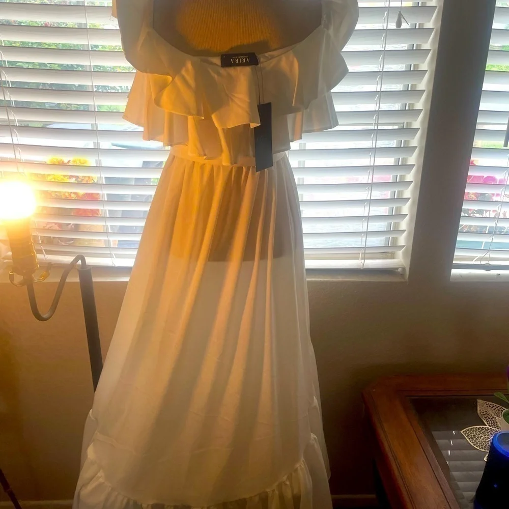 Akira Days Like These With Ruffles Maxi Dress - Picture 5 of 6